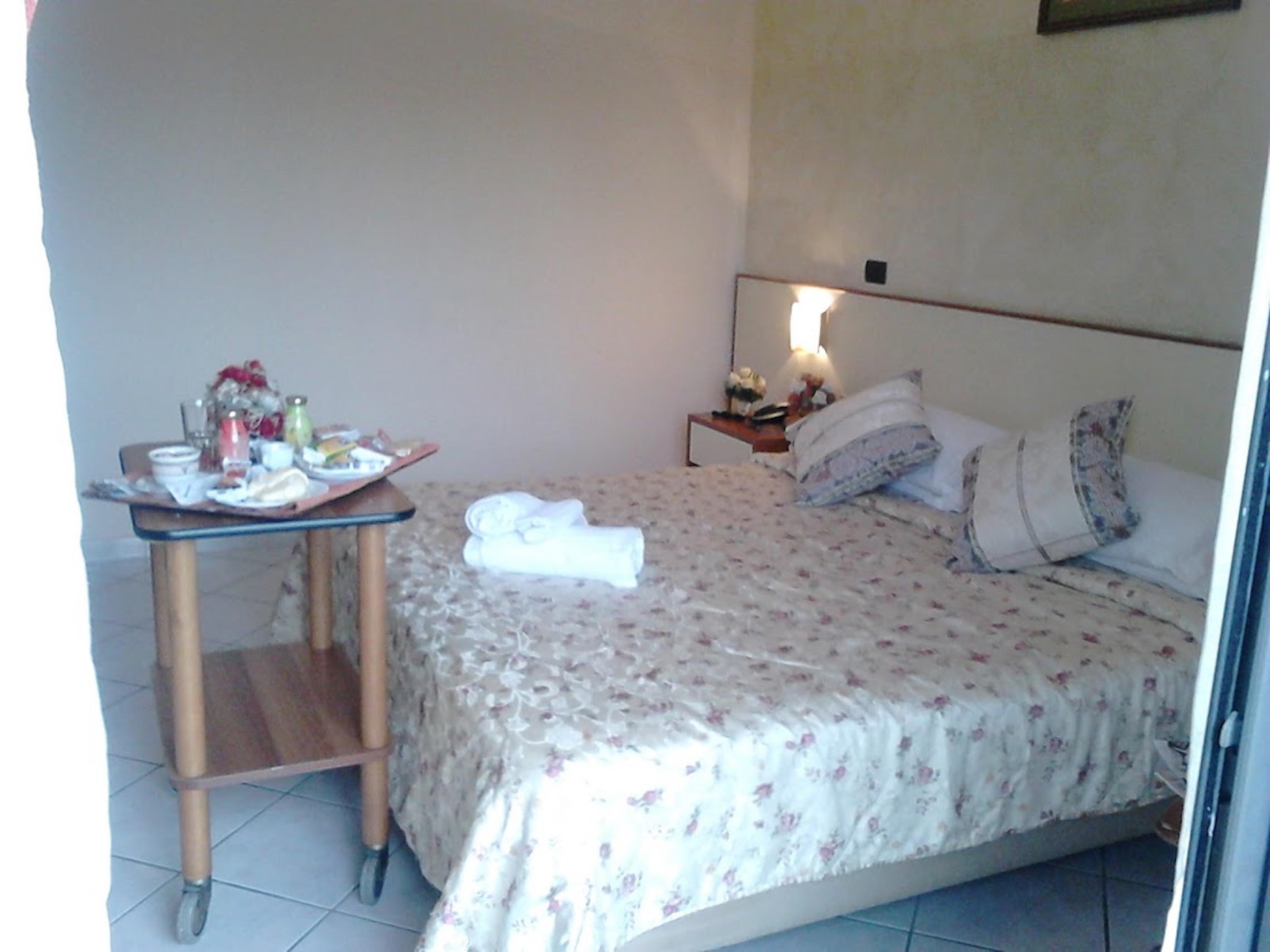 Hotel Happy Days Ликола Экстерьер фото
