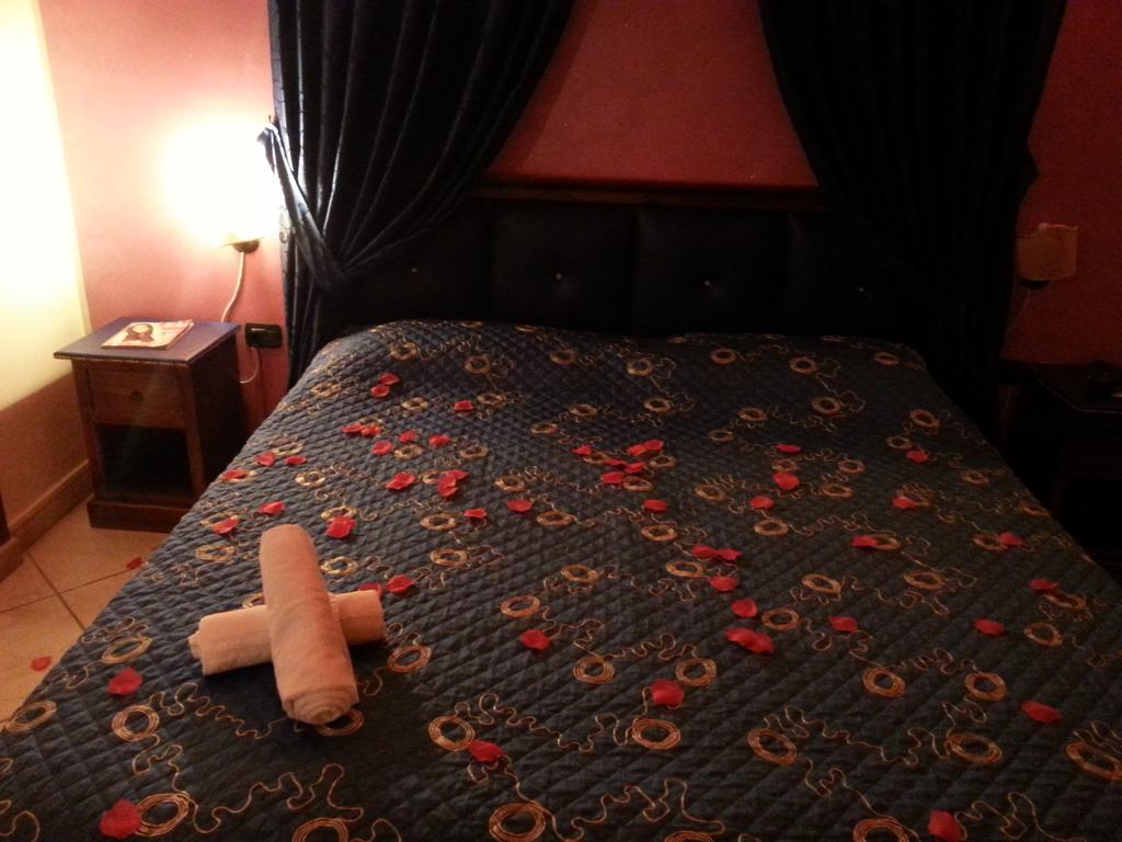 Hotel Happy Days Ликола Экстерьер фото